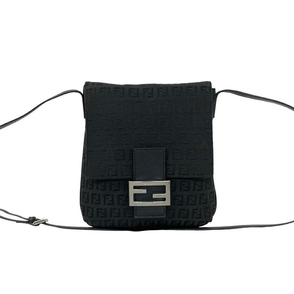 FENDI Black Leather Shoulder Bag